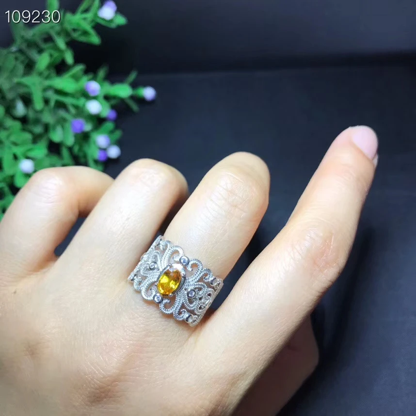 

fashion yellow Citrine gemstone ring with silver ornament present good cut birthday party anniversary gift good cut