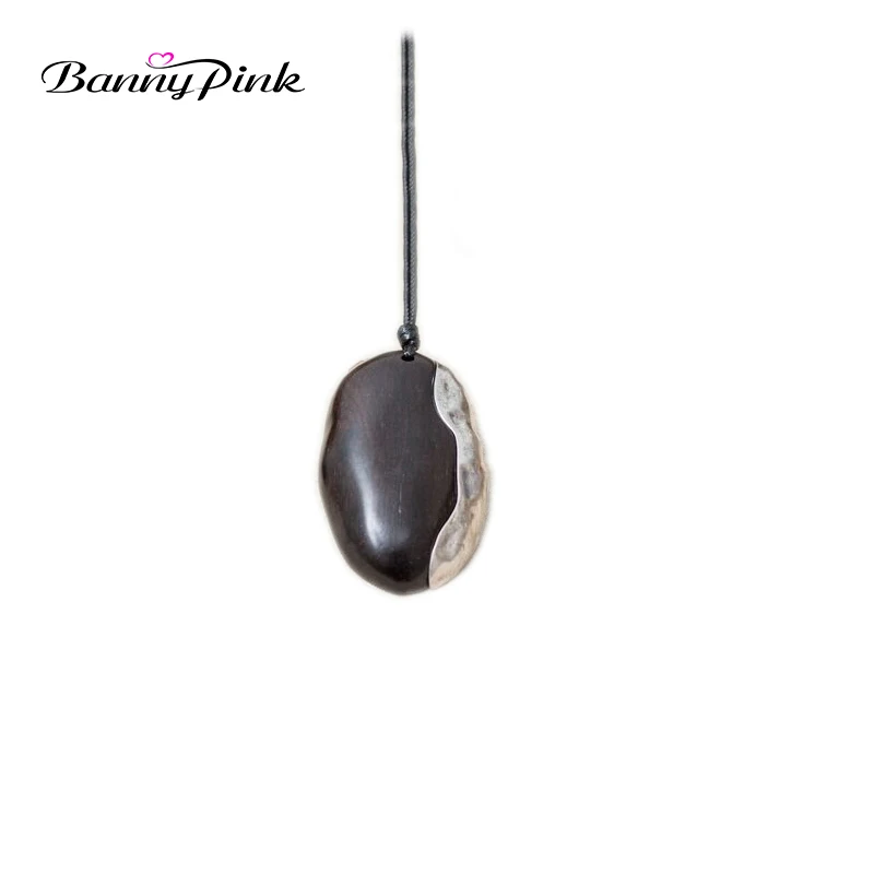 Banny Pink Ethnic Oval Sandal Wood Pendant Necklace For Women Vinatge Big Pendant Necklace Fashion Jewelry Long Necklace Collier