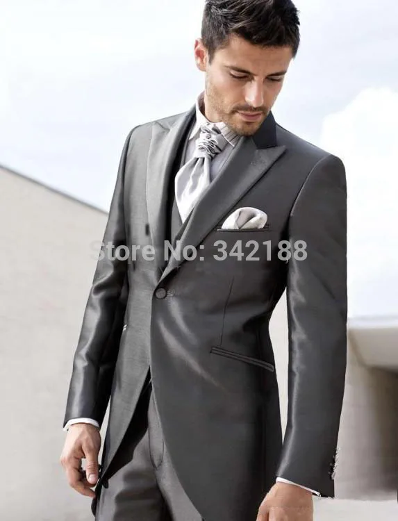 

2015 FREE shipping/One Button Dark Grey Groom Tuxedos Peak Lapel Best Man Groomsmen Men Wedding Suits/western wedding suitsweddi