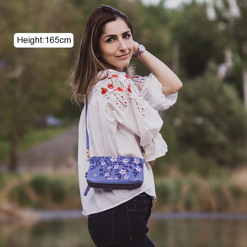 Flower Princess Embroidery Canvas Handbags Summer Women Small Messenger Girl Clutch Bag Female Shoulder Crossbody Bag Purse