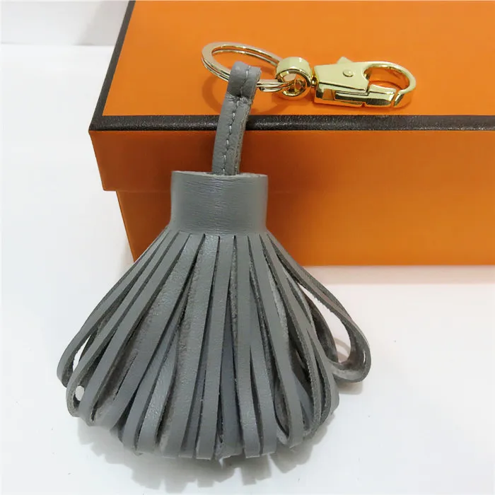 Luxury Designer Leather Tassel Keychain Mother Daughter Keyring Car Key Chains Women Bag Charm Keyholder Gift Porte Clef