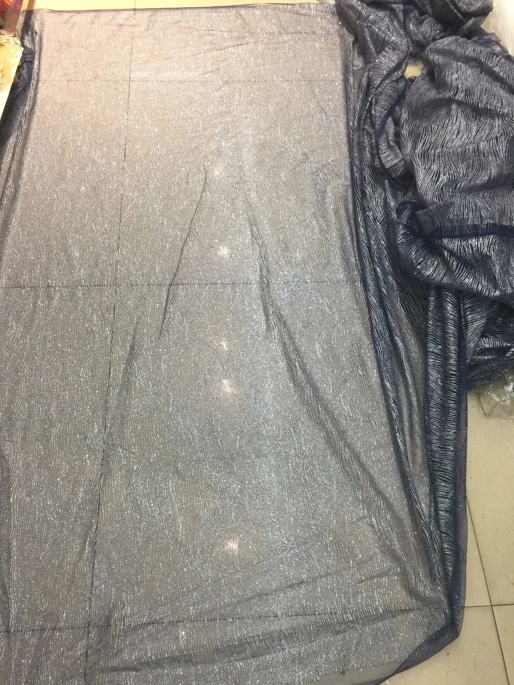 

10yards/bag aa119 new good quality glued hand print silver powder dark blue mesh lace fabric for sawing/wedding bridal dress
