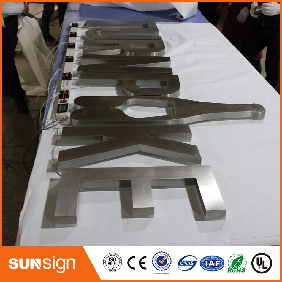 Winkel Teken Geborsteld Rvs 3D Outdoor Backlit Letters