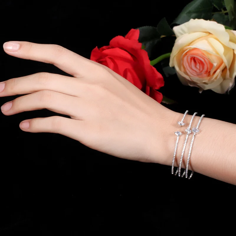 Pera New Arrival Round Shape Exquisite Cubic Zirconia Micro Pave Setting Open Cuff Bracelet Bangle For Women Jewelry Bijoux Z042
