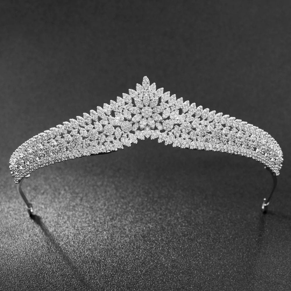 

Classic Cubic Zirconia Wedding Tiara,Bride Flower Diadem Women Girl Hair Jewelry Accessories CH10189