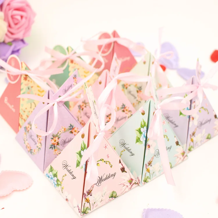 

3 sizes 50pcs easter gift box wedding favors and gifts birthday party decorations kids moana candy box gift bag pj72318954