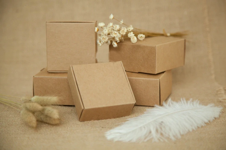 100pcs 4*4*2cm Aircraft Brown Gift Packaging Kraft Paper Box For Jewelry\\Wedding\\Candy\\Crafts\\Cake\\Handmade Soap Packing boxes
