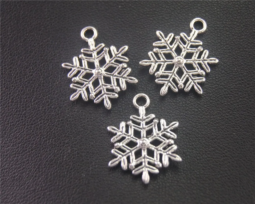 30pcs  Silver Color Christmas Snowflake Charm Pendant DIY Necklace Bracelet Bangle Findings 23X17mm A2007