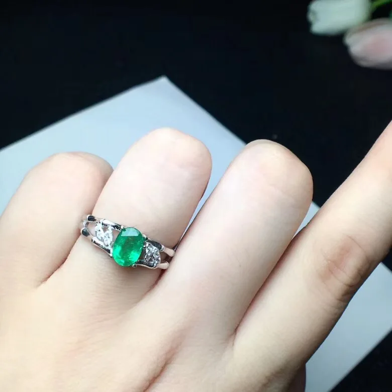 Emerald ring Free shipping Natural real emerald 925 sterling silver 5*7mm Fine jewelry