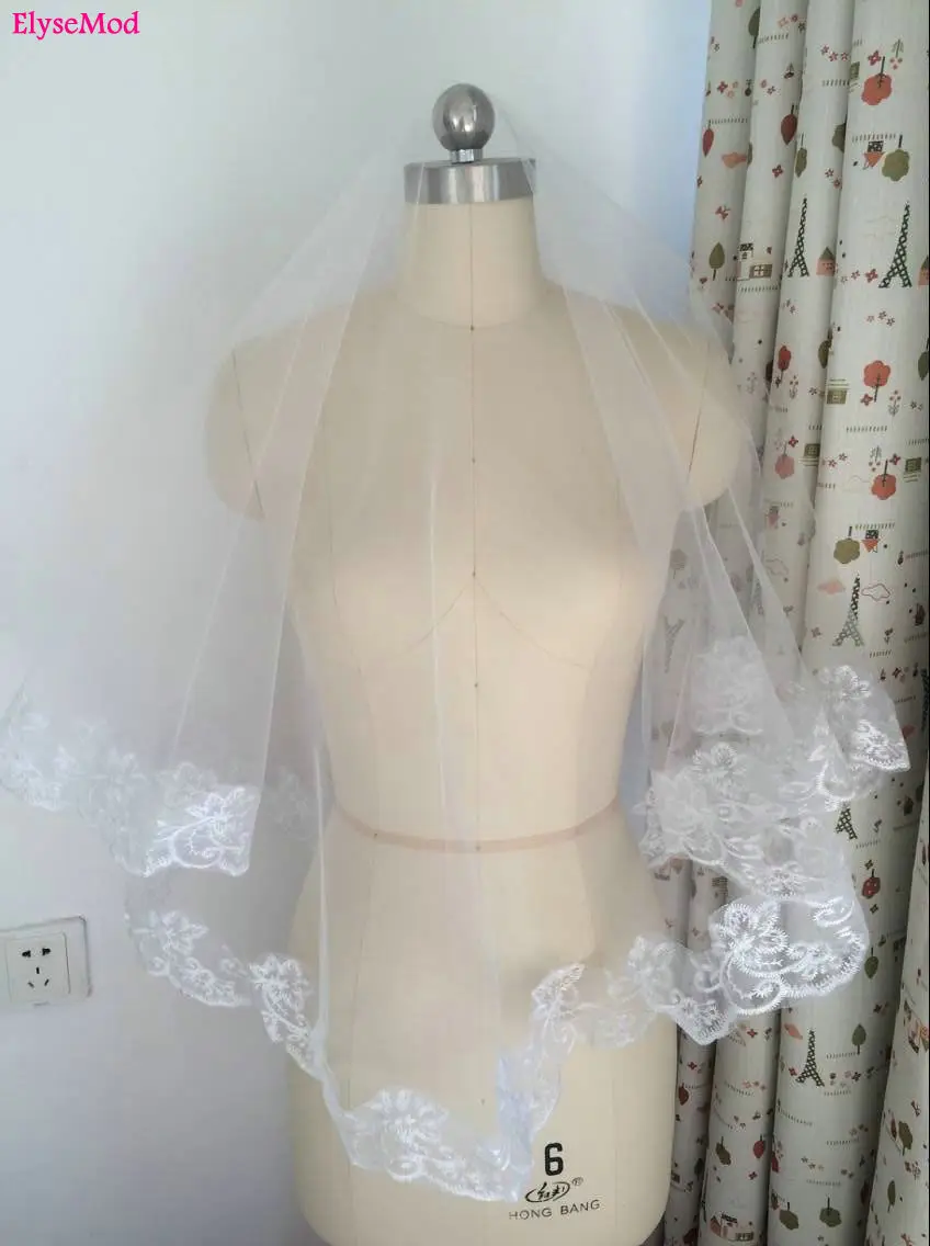 

Real Photo Top Sale Appliques Edge Wedding Veils Ivory 1T Bride Bridal Veil