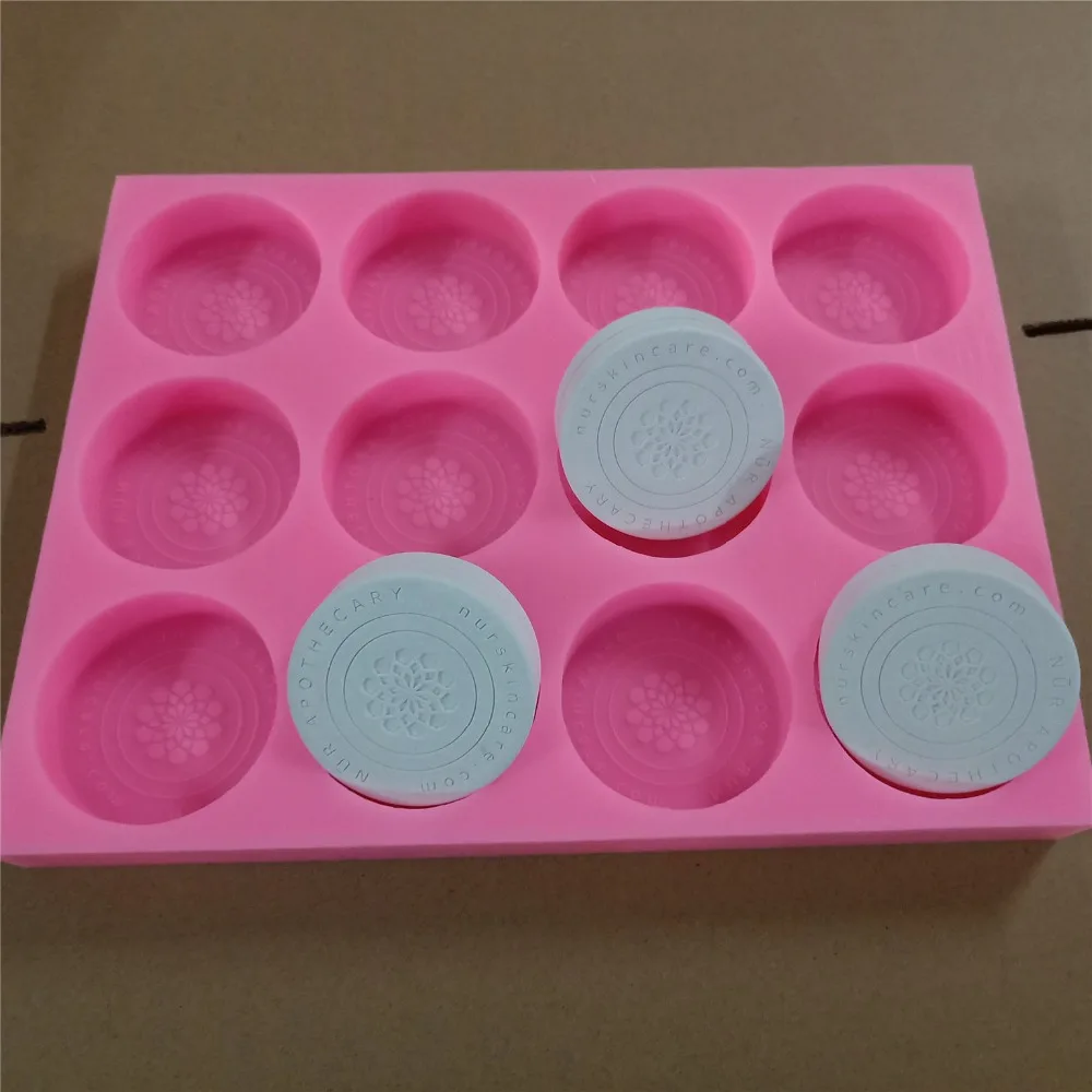 Customize 12 Cavities Round Soap Wax Mould Silicone Mould with Logo for Natural Cold Process Soap Making