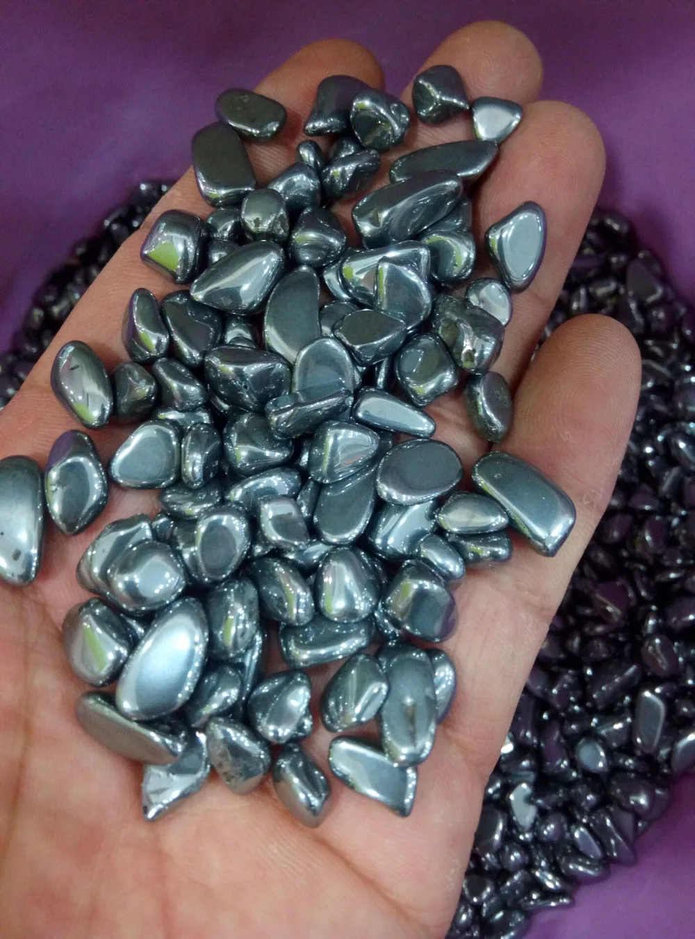 HEMATITE 5-15mm tumbled, 100g bulk stones silver-gray shiny