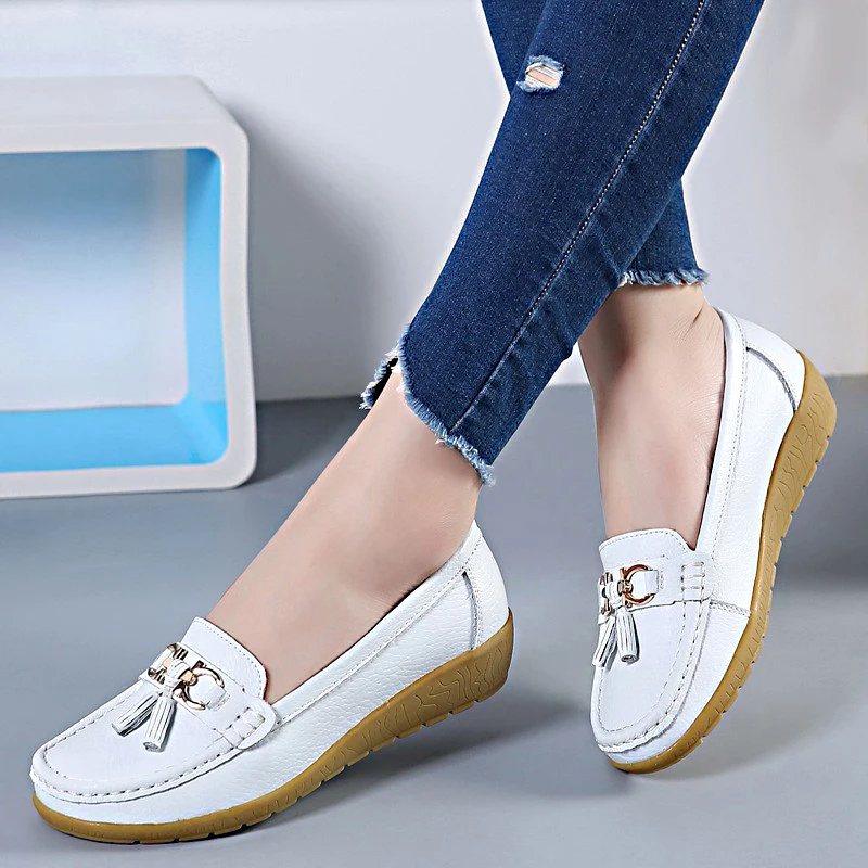 New Women Shoes Loafers  Female Moccasins Shoes Summer Genuine Leather Women Flats Slip On Women Loafers Flats Tassel Plus Size