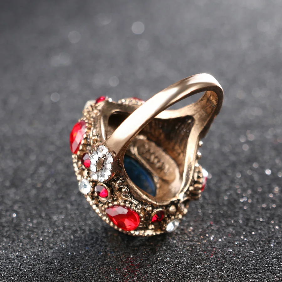 2017 New Luxury Vintage Wedding Rings For Women Red Crystal Color Antique Gold Punk Party Cocktail Ring Turkish Jewelery