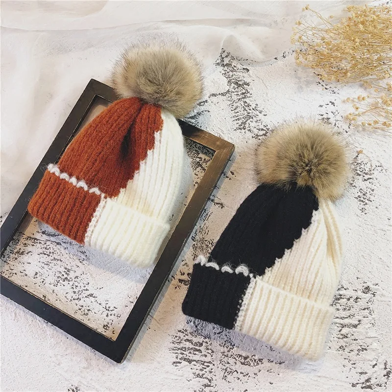 

Korean Knitted Beanies Cap Autumn Winter Plus Velvet Warm Women Skullies Hat Ear Protection Fashion Pompom Beanie Hats H7317