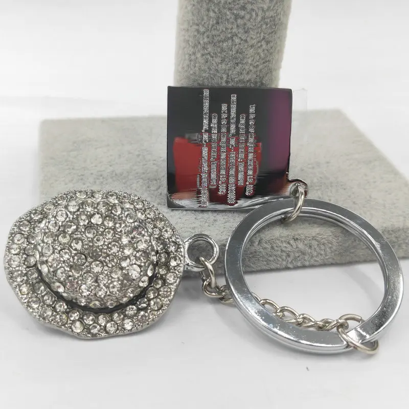 Keychain Commemorate King of Pop Michael Jackson MJ Hat with crystal and Logo Stereo Metal keychain fashion jewerly