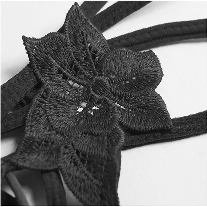 Sexy Ladies Lace G String Underwear Women Embroidery Low waist Thongs Hollow G-String Panties Women Intimates Underpants Female