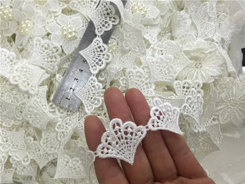 70yards Ceam white  Polyester chemical  Lace Victorian lace Trim diy crafted sewing wholesale wide3.2cm