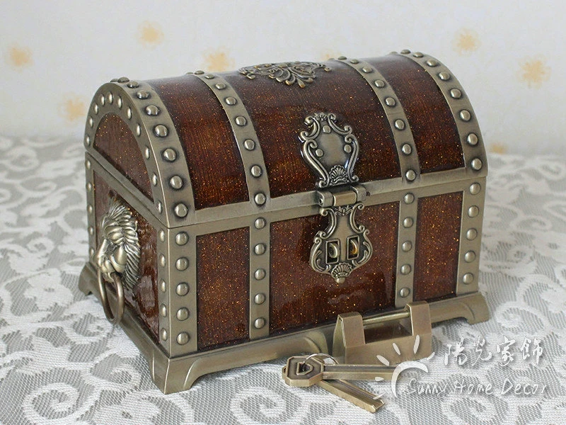 Large Size Pirates of the Caribbean Treasure Jewelry Box, Vintage Organizer, Metal Jewelry Case, Storage Box, Z080