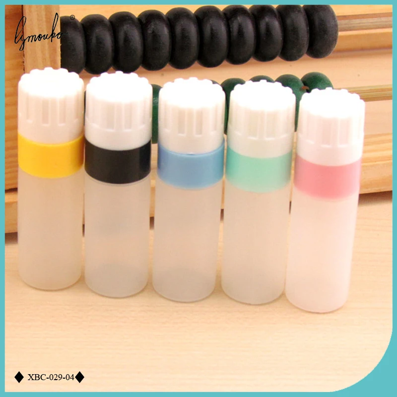 Lymouko 4pcs/Lot Multicolor Easy Carry Portable Contact Lens bottle for Travel Eyewear Accessories
