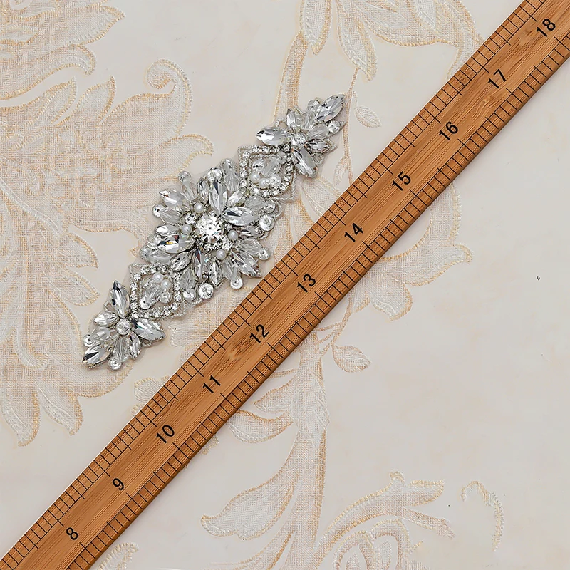 YANSTAR 5PCS Wholesale Beads Rhinestone Roantic Appliques For  Sewing On Wedding Dress Belt Accessory DIY Bridal Gown Sash YS994