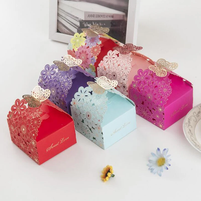 50pcs Upscale Candy Box Hollow Butterfly Design Paper Box Gift Boxes Cute Personality Chocolate Box Wedding Favors Decoration