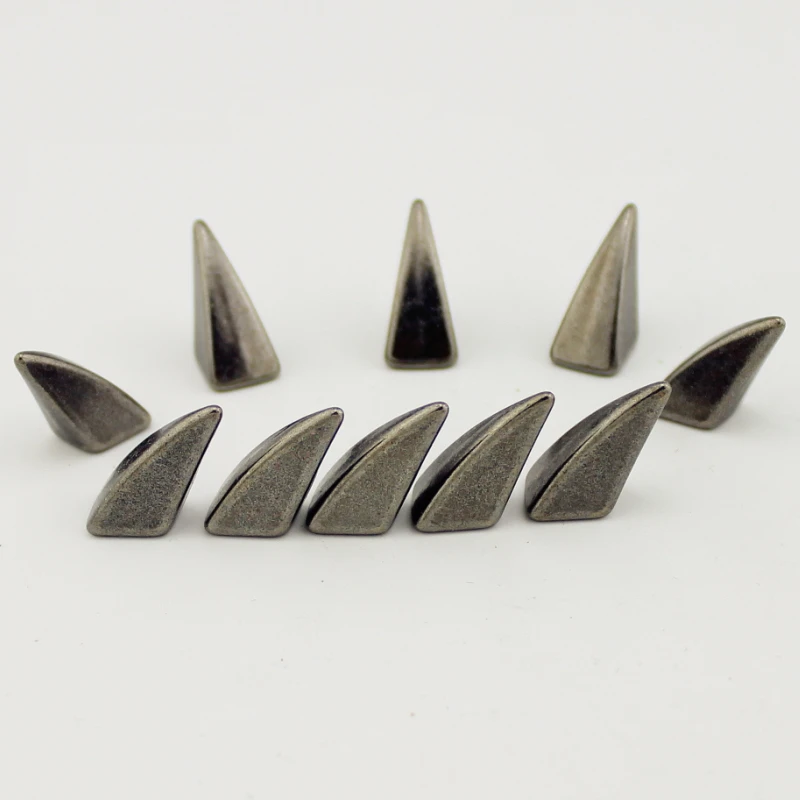 10PCS 10*20mm Gun-black Punk Rock DIY Studs Rivets Horn Shark Fin Screwback Spikes Decoration Metal Bullet tachuelas para ropa