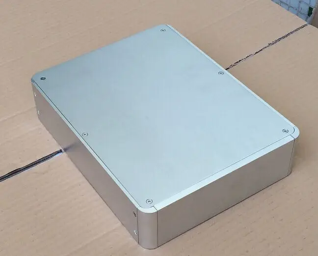 Latest round aluminumal chassis power amplifier BZ2106 for preamp/DAC chassis