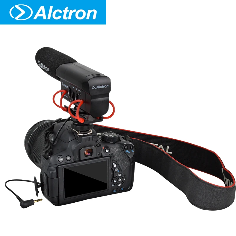 Alctron VM-5 shooting camera microphone used in interview, battery provides power supply, lightweight and portable