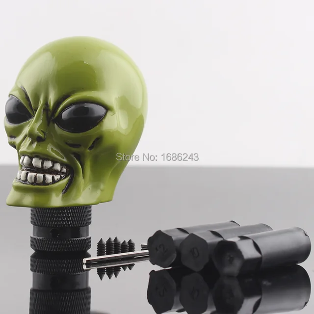 Aliens głowa Model samochodu ciężarówka Shifter gałka zmiany biegów dźwignia ręczna Stick Universal