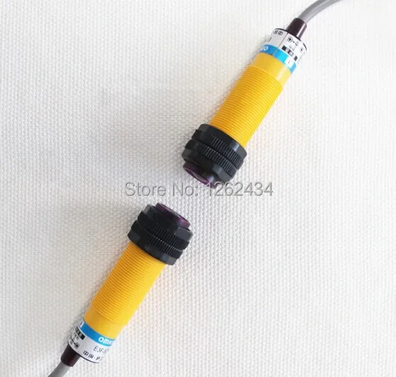 

Photoelectric switch E3F-5DN1/E3F-5L DC24V type NPN normally open three line 5 m correlation M18