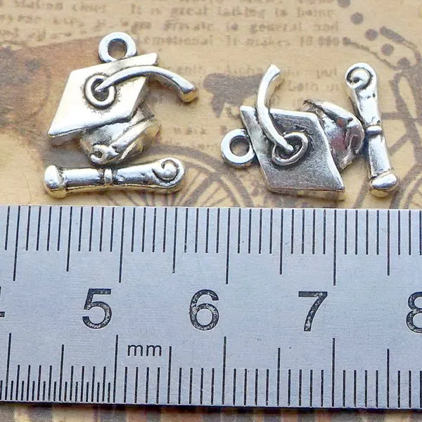 12 Pieces/Lot 14mm*16mm Diy Jewelry Accessory Antique Silver Plated Metal Charm Education Charm Graduation Hat Charms For Diy