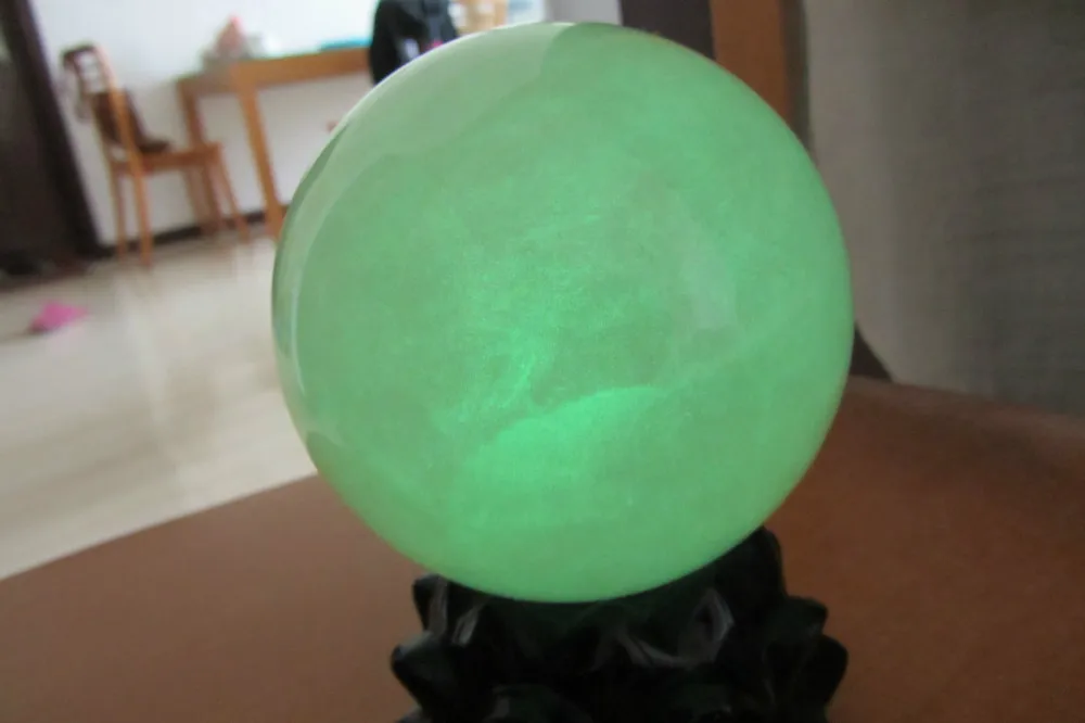 100mm Green Glow Calcite Glow In The Dark Stone Ball Sphere Healing From China