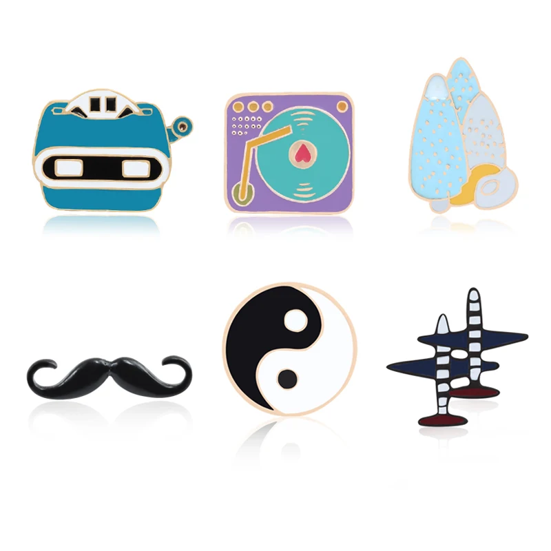 Broches Vintage de 8 estilos para mujer, alfileres de dibujo animado de Hijab esmaltado, bigote, Gossip, avión, grabadora, fonógrafo, insignia, joyería para hombre