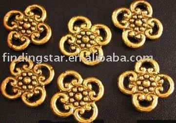 

FREE SHIPPING 70pcs Antiqued gold 4-spiral-hearts square links 13mm A80G