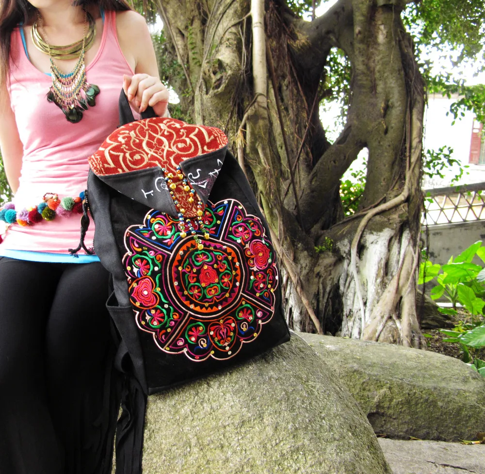 Naxi.Hani brand women bag Ethnic embroidery canvas Backpacks Vintage Fashion black  Travel Backpacks