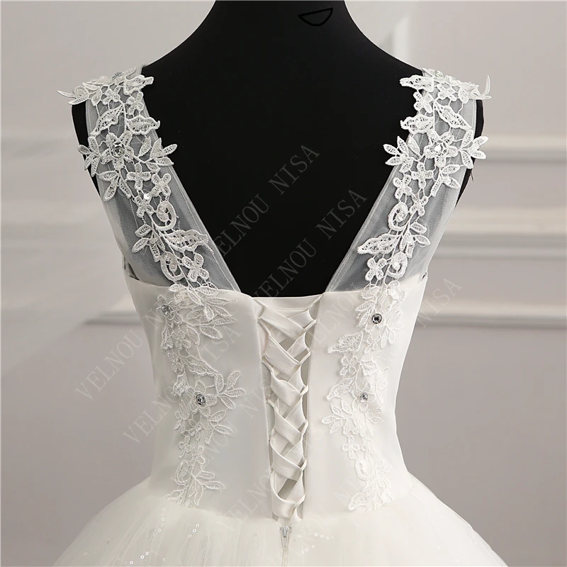 V-ausschnitt Koreanische Vintage Spitze Appliques Ballkleid Hochzeit Kleider Angepasst Plus Größe Braut Kleid Real Photo Mode Elegante CC