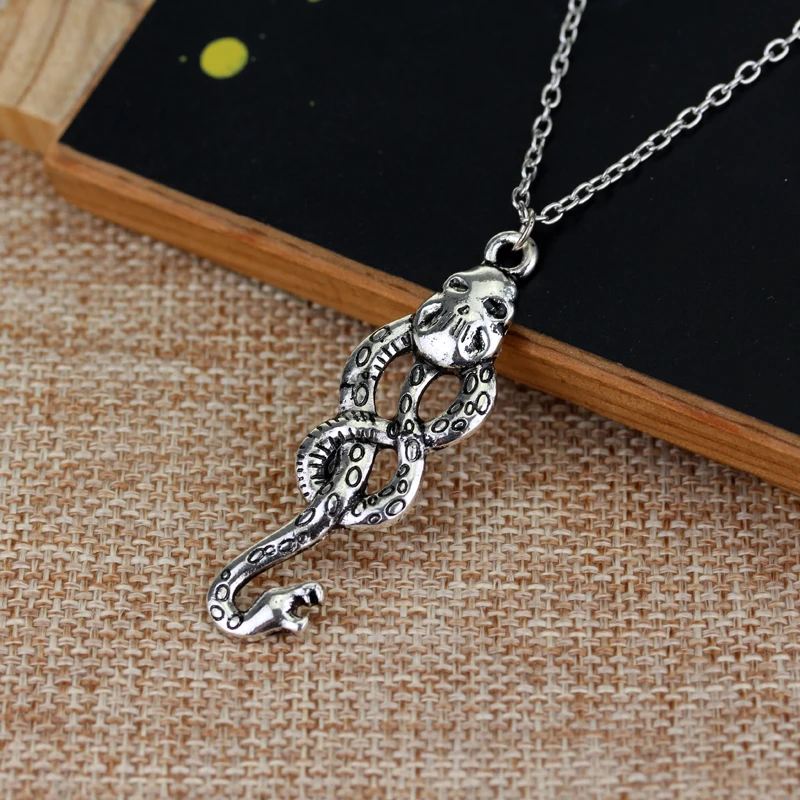 Snake Pendant Necklace Alloy Vintage Chain Cool Jewelry Punk Men Necklaces