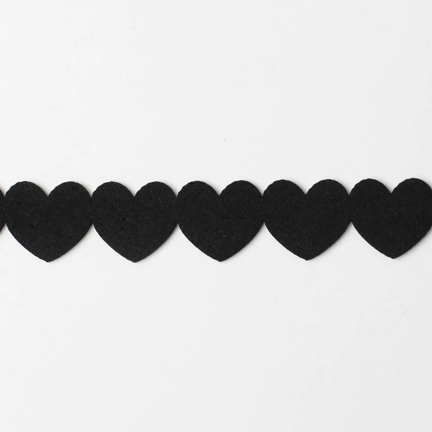 Charm Woman Black Velvet Lint Heart Chokers Necklace Elegant Fashion female Collar Party Jewelry Neck accessories