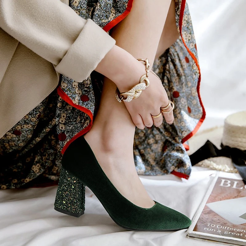 Big Size Women Pumps Velvet High Heels Ladies Shoes Elegant Pointed Toe Wedding Female Shallow Shoes Green Autumn 32 41 42