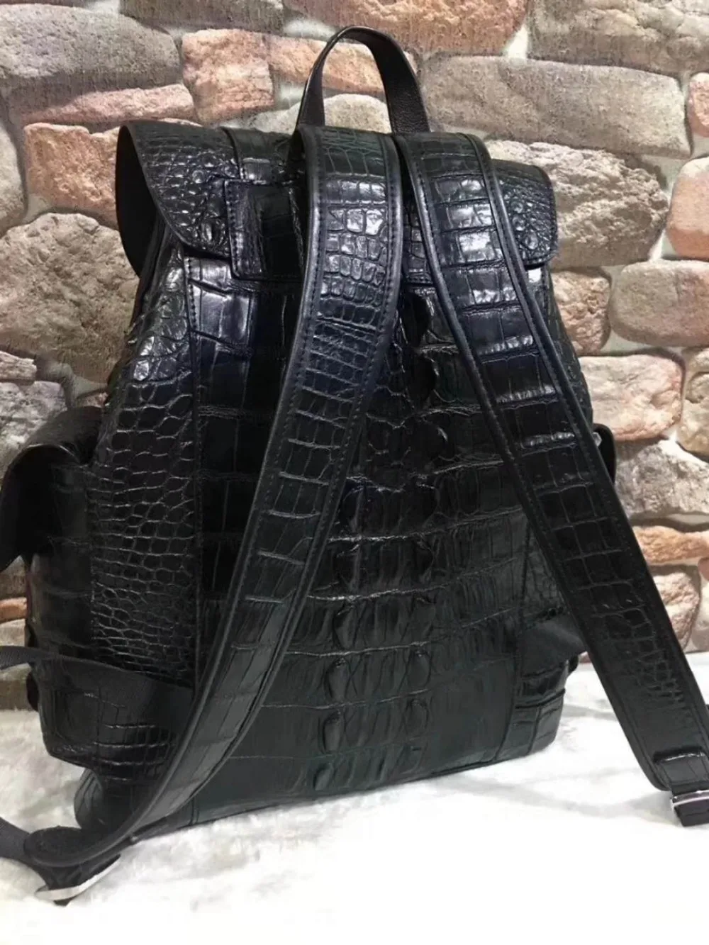 Luxury quality high end 100% real genuine crocodile skin big size leisure men backpack bag black color daily pack bag fast  ship