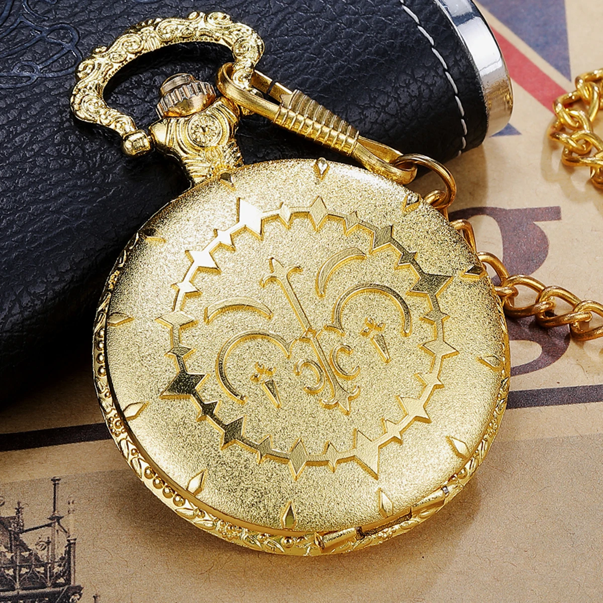 Luxury Round Golden Steampunk Quartz Pocket Watch with FOB Chain Vintage Anime Cosplay Pocket Watch Women Mens Gifts 2023 New