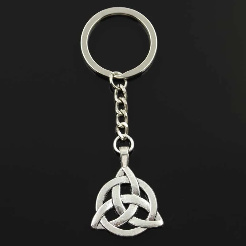 Fashion Keychain 35x27mm Knot Amulet Pendants DIY Men Jewelry Car Key Chain Ring Holder Souvenir For Gift