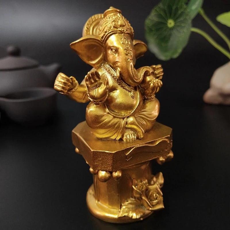 Gold Lord Ganesha Buddha Statue Garden Decoration Indian Elephant God Sculpture Figurine Home Decor Buddha Statues Resin Craft