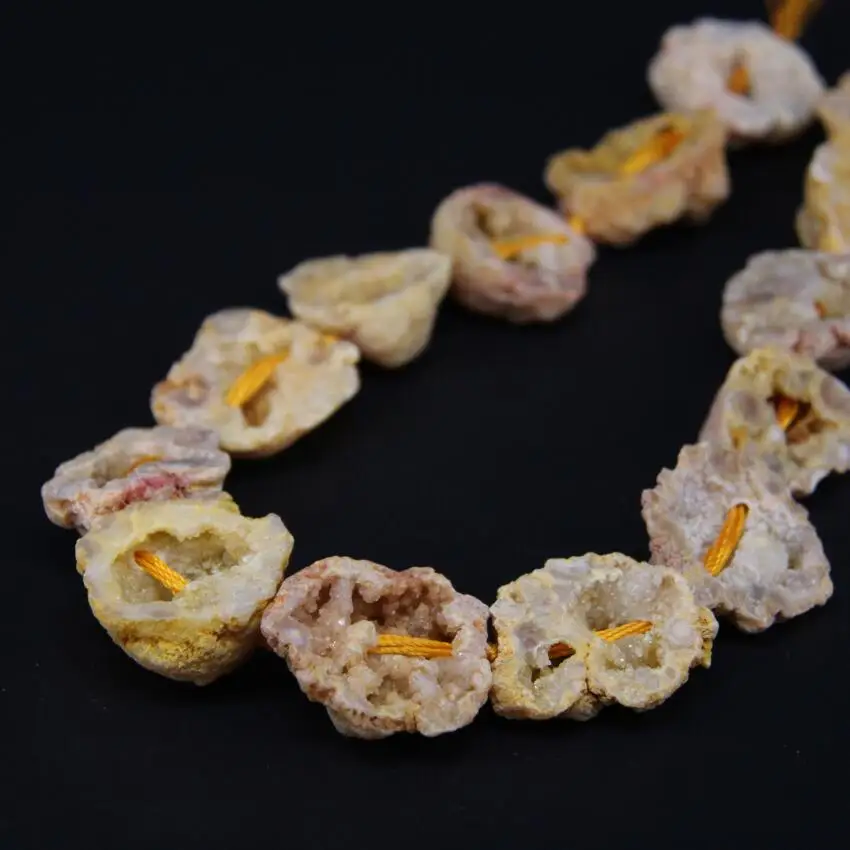 

15.5"/strand Yellow Titanium Natural Quartz Geode Druzy Freeform Slab Nugget Beads,Roug Crystal Drusy Slice Pendant Jeweller