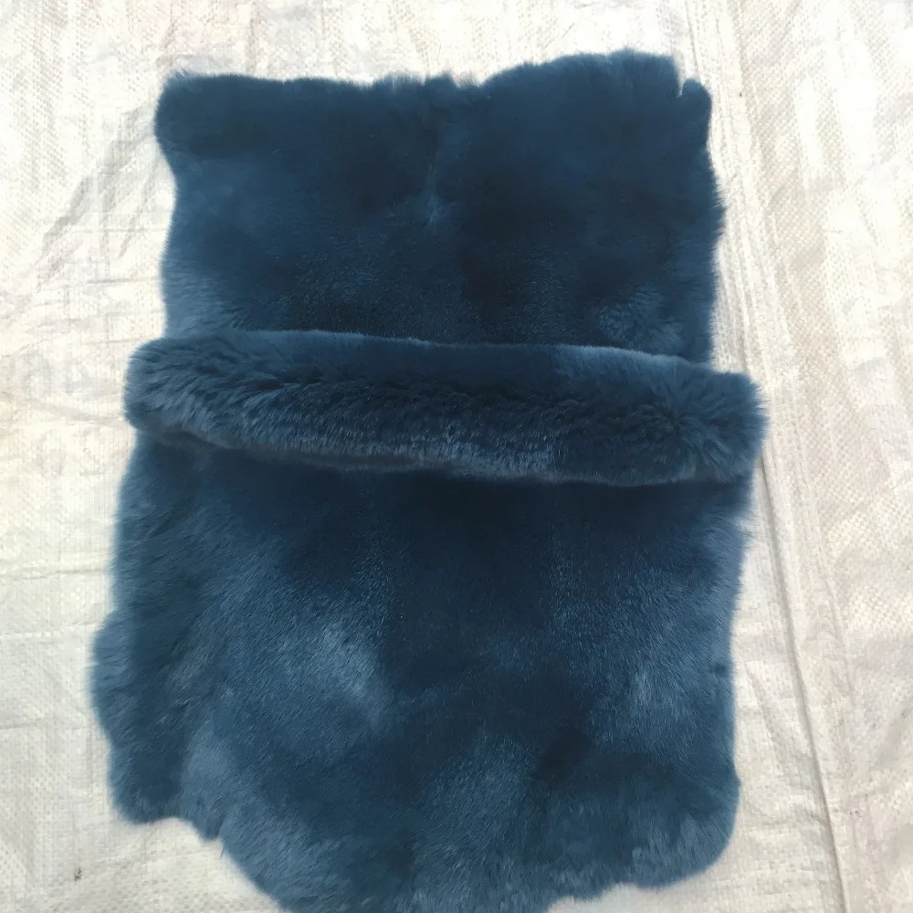 Wholesales Price Real Rabbit Fur 40x24cm DIY Scarves Hat Pompom Coat Blanket Cushion Sewing Material Fluffy Soft Genuine Fur R16