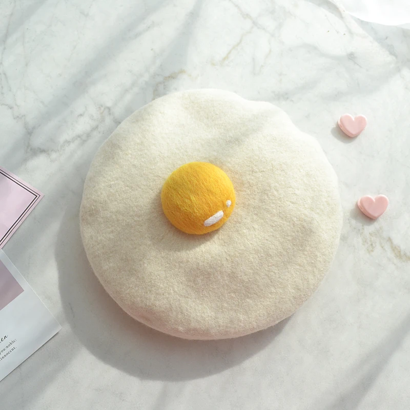 

A poached egg ~ manual wool felt lovely Japanese egg yolk beret The painter hat present getting new autumn and winter