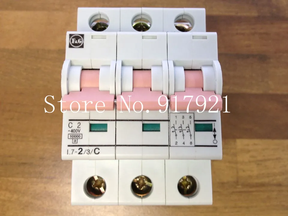 [ZOB] The original German MOELLER Moeller L7-2/3/C   L7-2/3/D imported miniature circuit breaker 2A3P air switch