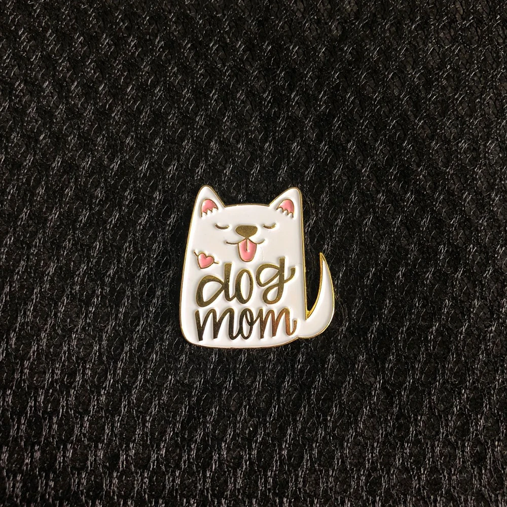 Dog Lover Gift mama Enamel Pin Pet Paws Mommy Animals Lovers Family Badge