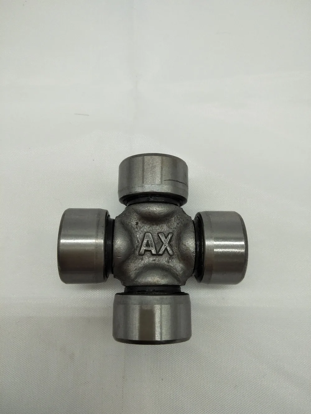 A165 19x44 Size Cross Bearing Thermostable Cardan Bearing Auto Part Universal Joint With Bearing Universal Joints Crucetas Joint